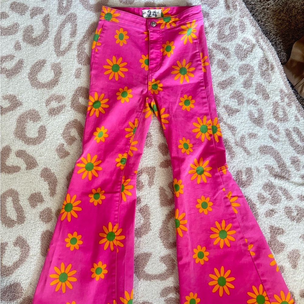 We The Free Pink Floral Flare Jeans with Yellow & Green Daisies